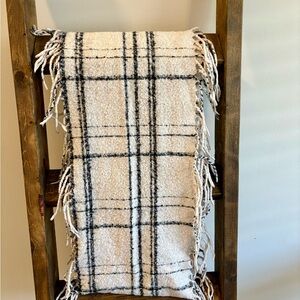 Black and white infinity scarf